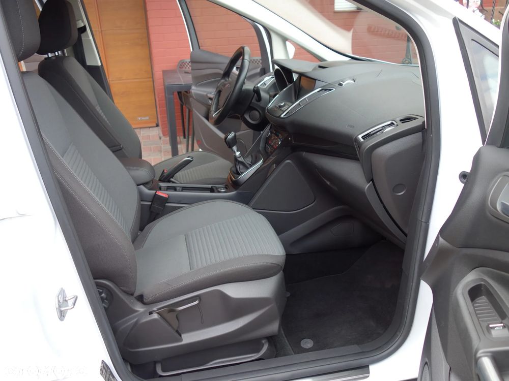 Ford C-MAX 1.5 TDCi Start-Stop-System Titanium - 19