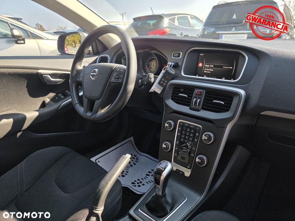 Volvo V40 - 27