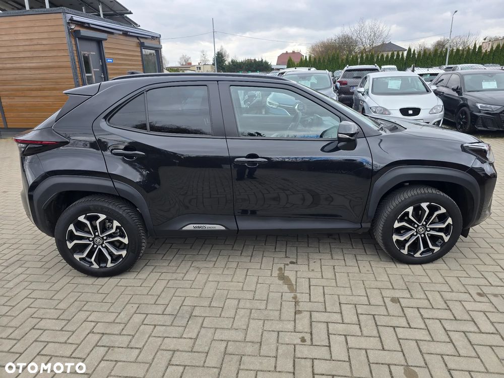 Toyota Yaris Cross - 3