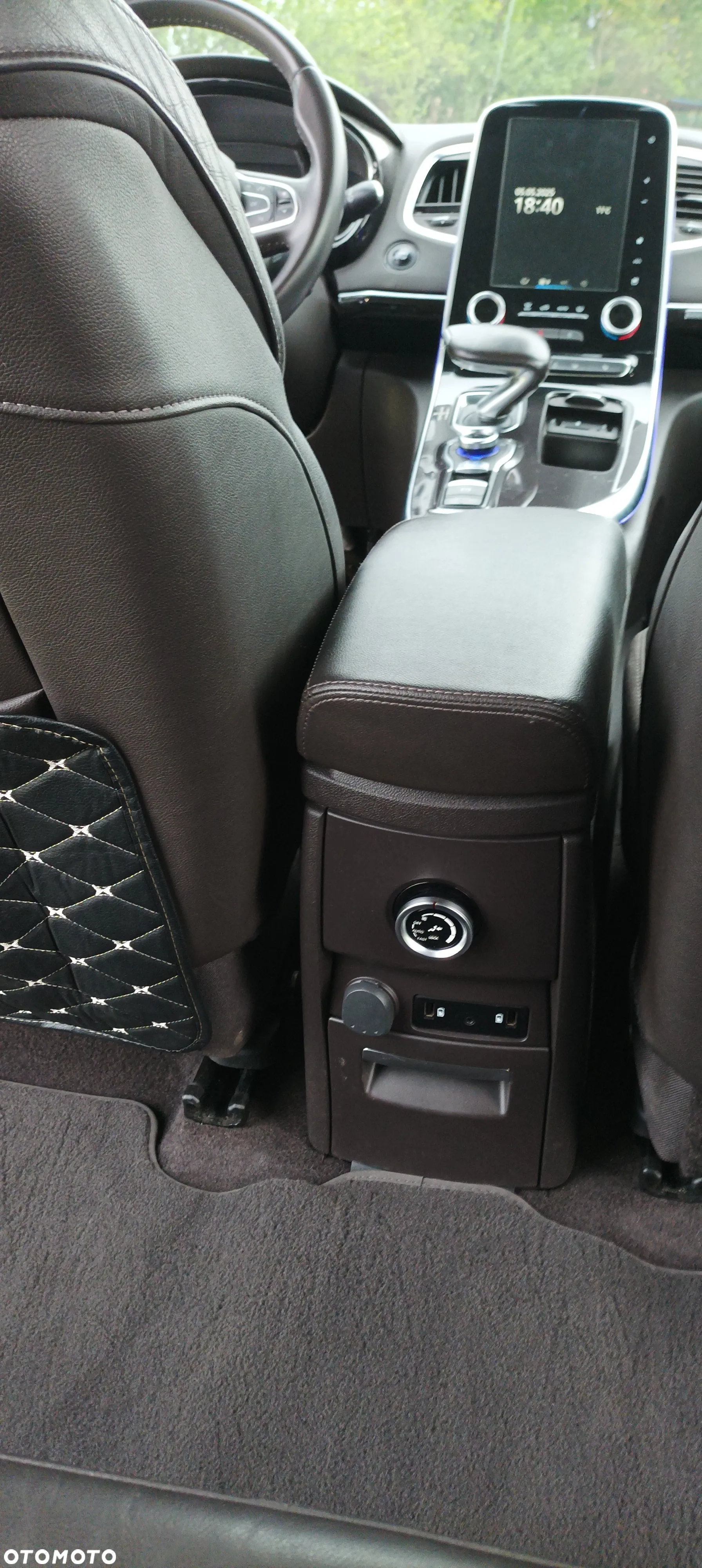 Renault Espace 1.6 dCi Energy Initiale Paris EDC 7os - 11
