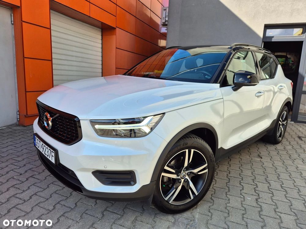 Volvo XC 40 D3 R-Design - 3