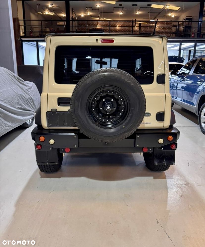 Suzuki Jimny - 15
