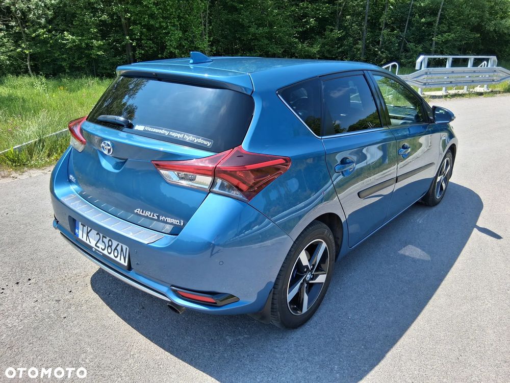 Toyota Auris 1.8 HSD Prestige NAVI - 5