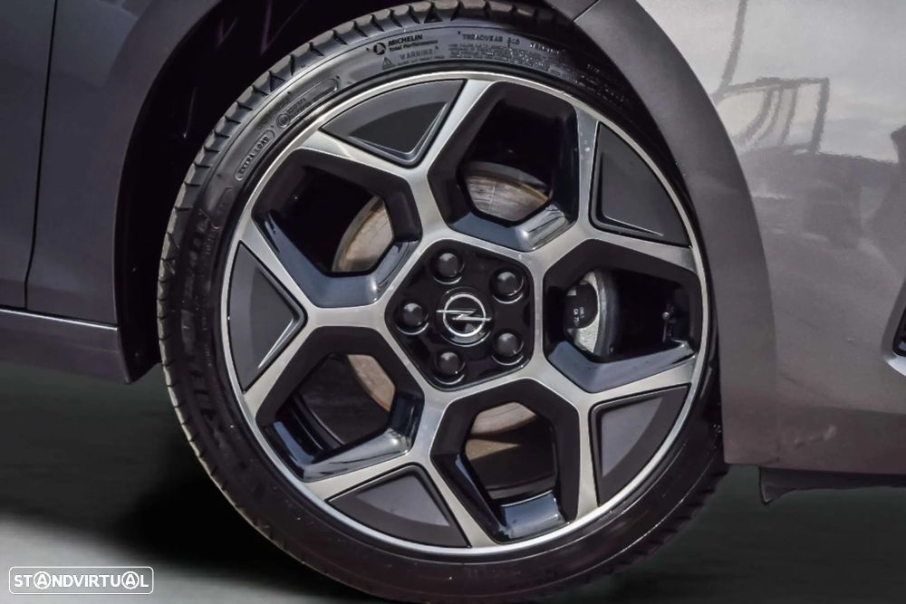 Opel Astra 1.2 T GS Line Aut. - 10