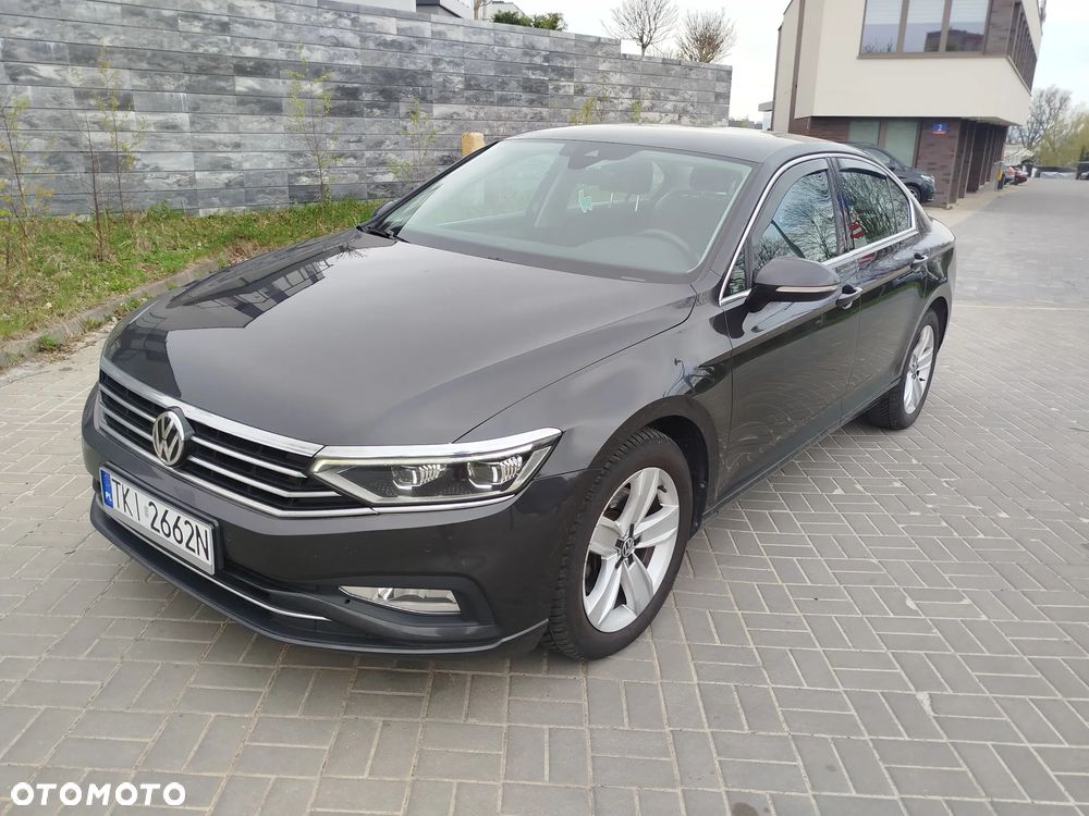 Volkswagen Passat 2.0 TSI Business DSG - 1