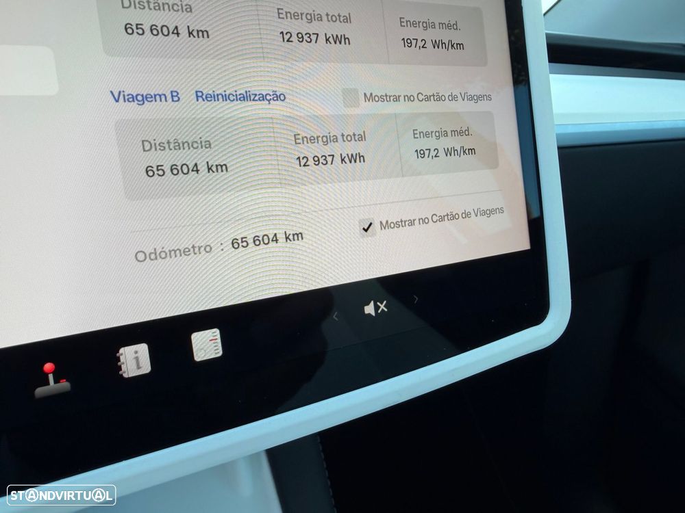 Tesla Model Y Long Range Tração Integral - 21