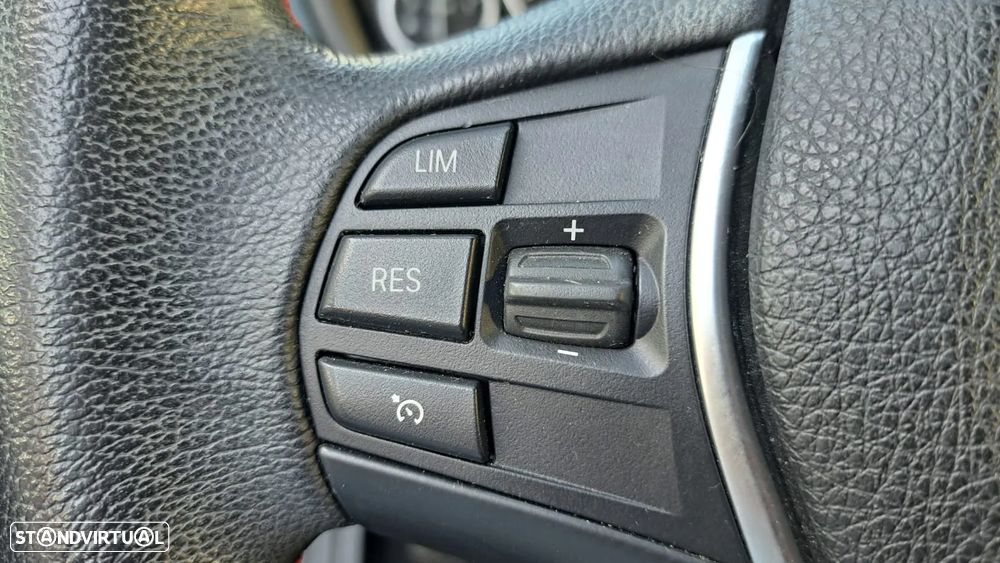 BMW 320 d Touring Line Sport - 41