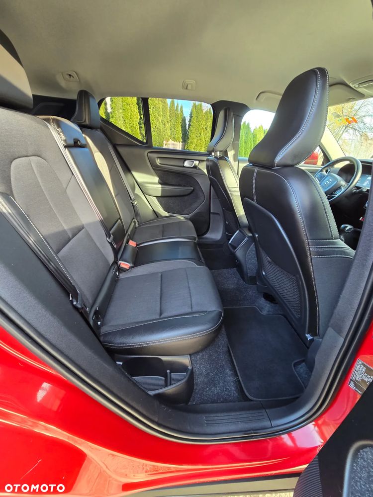 Volvo XC 40 T3 Momentum - 16