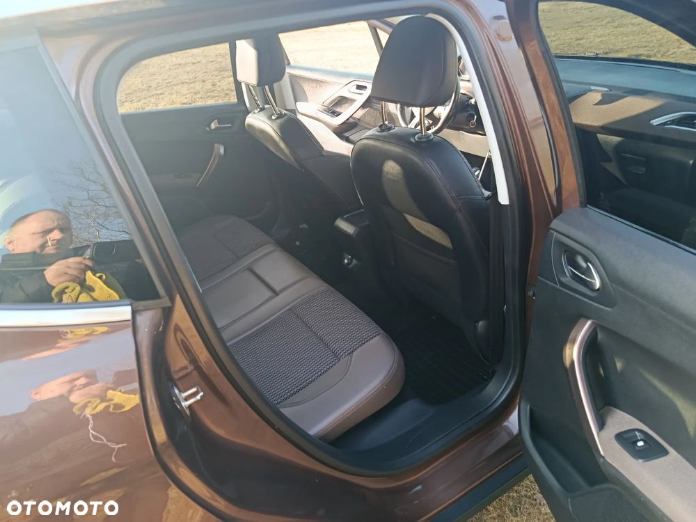 Peugeot 2008 1.2 VTi Allure - 15