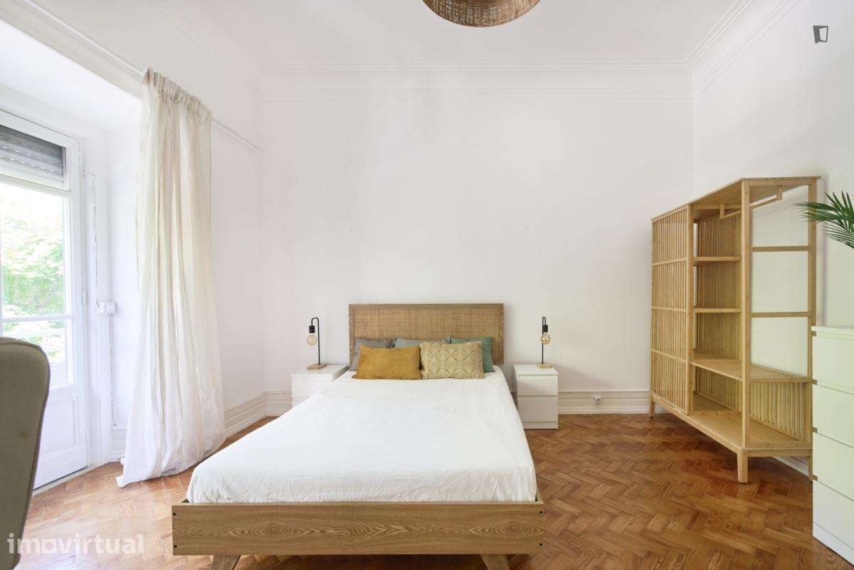 Quarto - localizado em Marquês de Pombal Lisbon - Grande imagem: 5/34