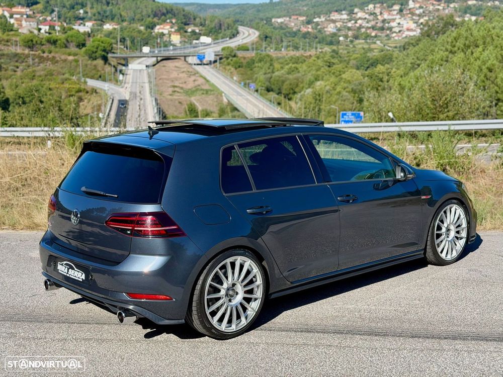 Volkswagen Golf 2.0 TSI GTI DSG Performance — fotografia 4