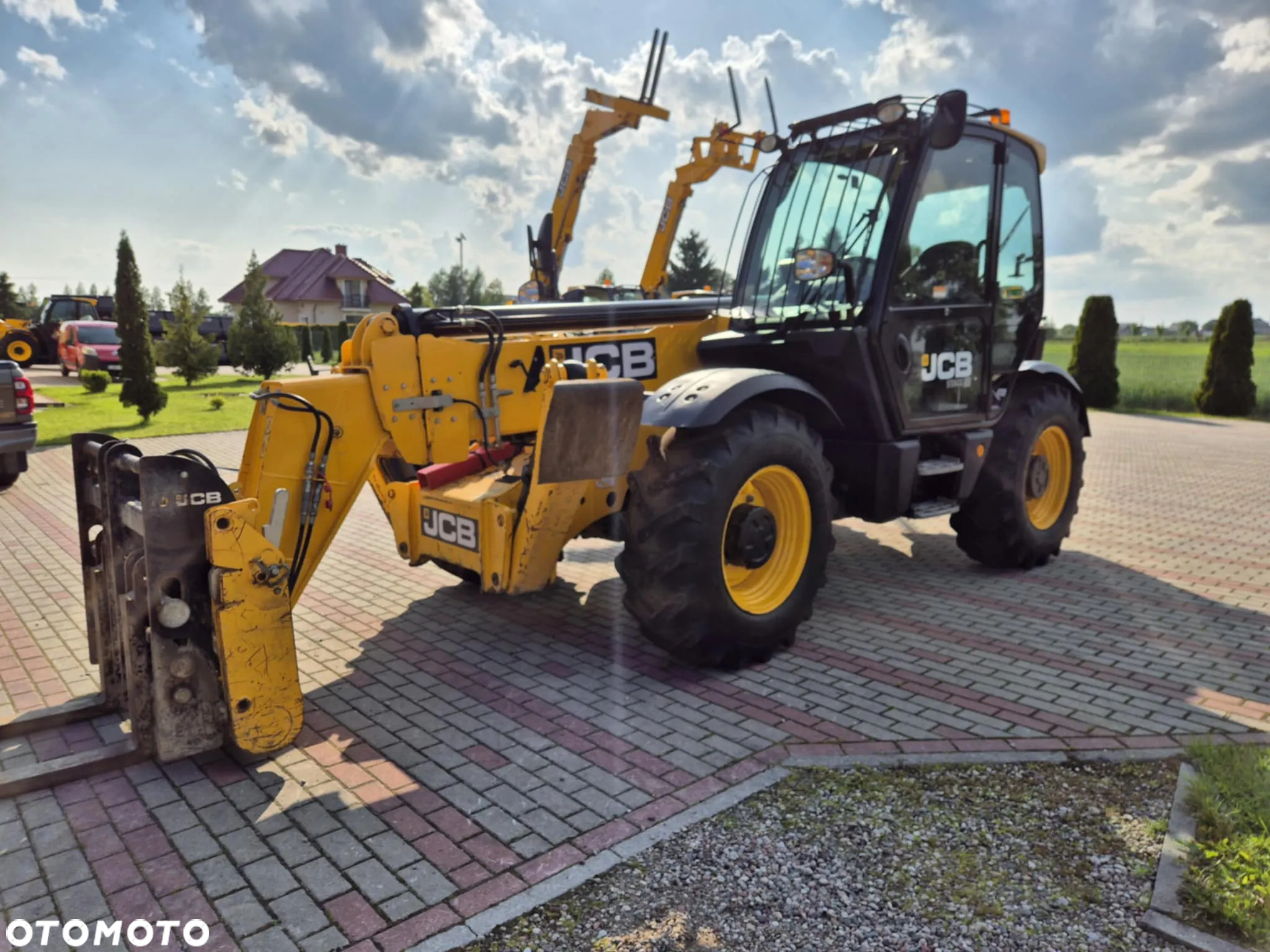JCB 540-140 HiViz - 5