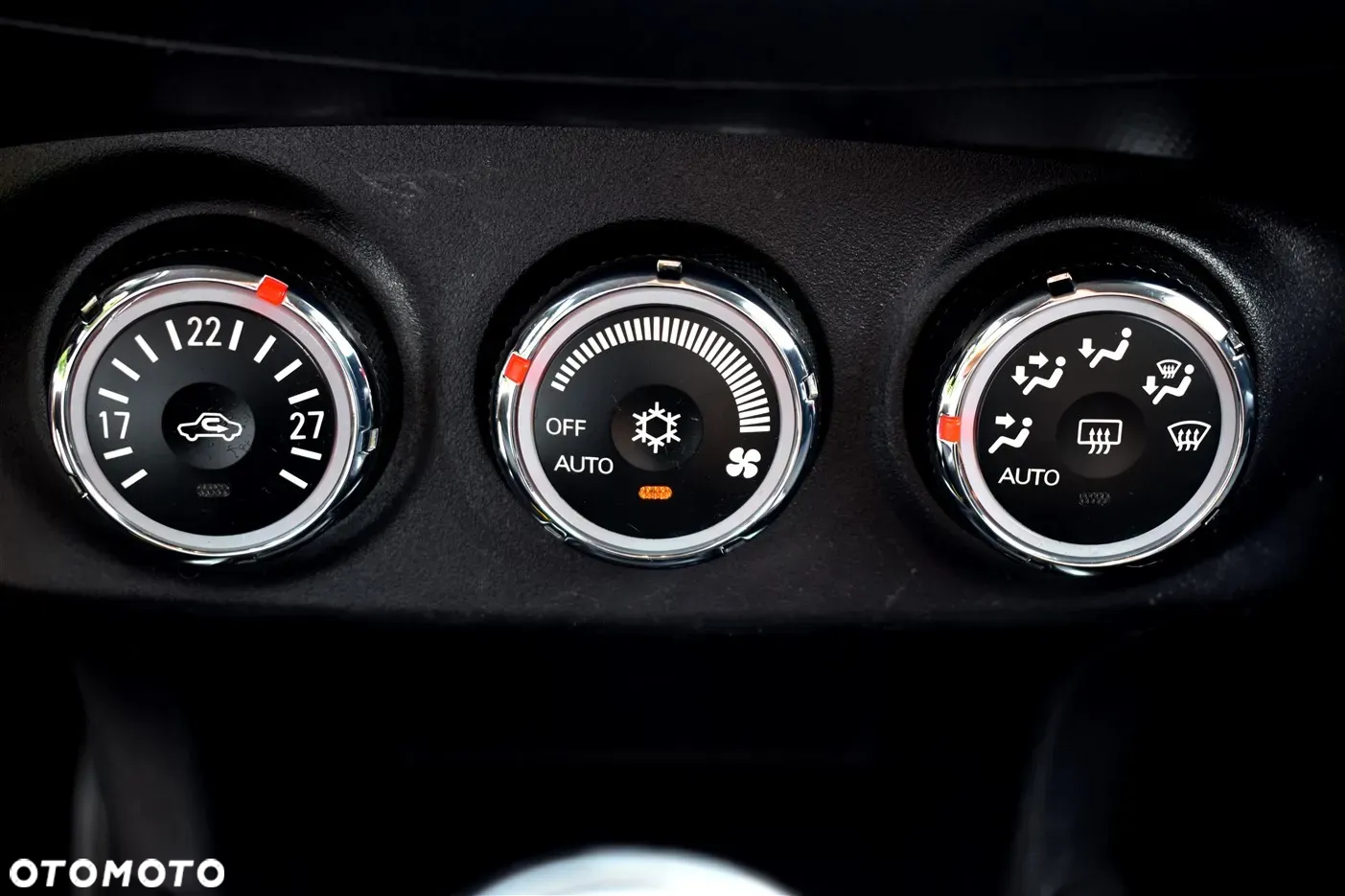 Mitsubishi Outlander 2.0 2WD Invite - 35