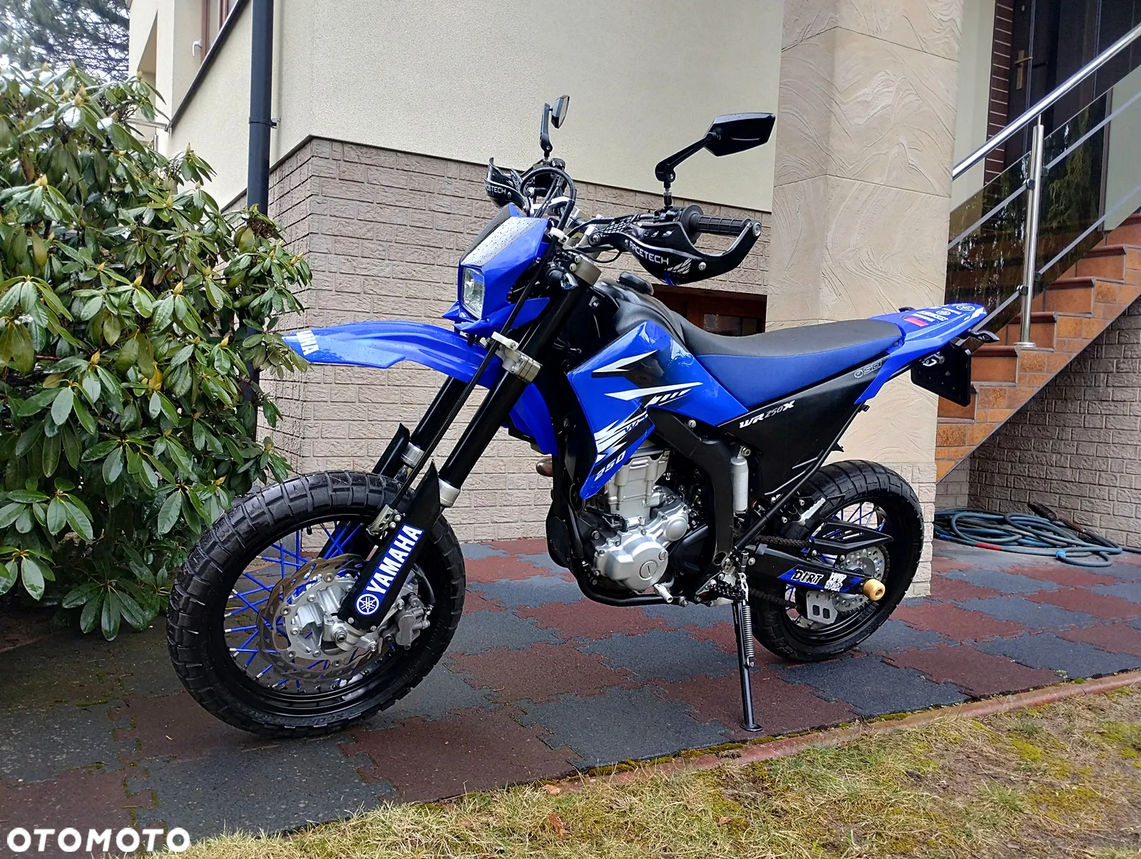 Yamaha WR - 5