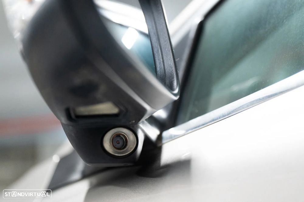 Volvo XC 70 D5 Summum Geartronic - 7