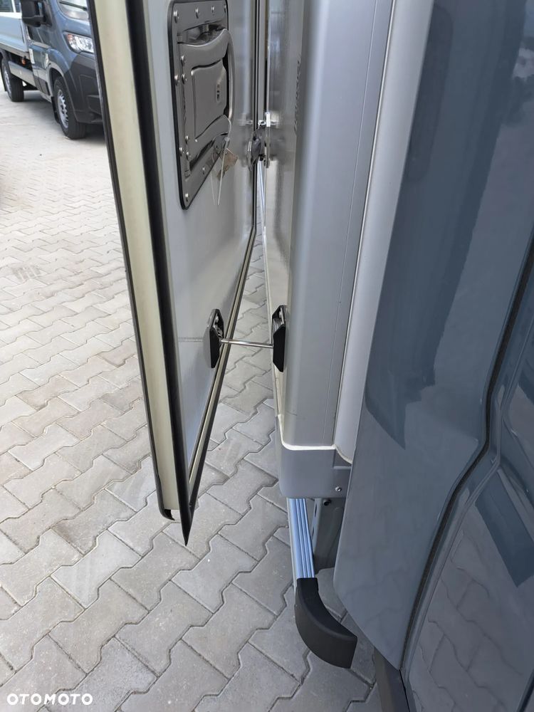 Fiat Ducato kontener 10EP 180KM Dostępny OD RĘKI!!! - 27