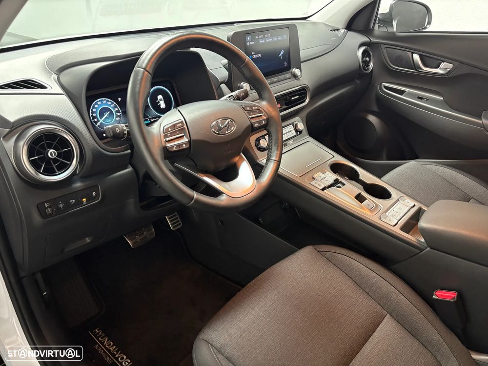 Hyundai Kauai 39 kWh Executive - 6