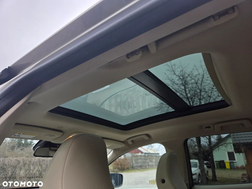 Volvo XC 60 T6 AWD Momentum - 19