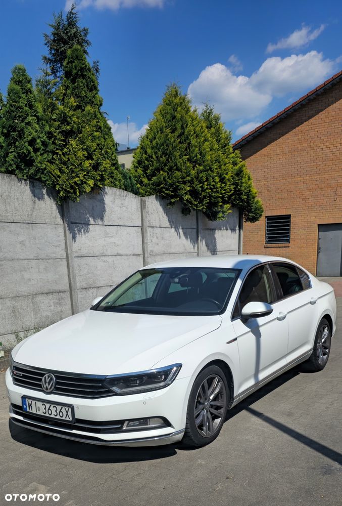 Volkswagen Passat 2.0 TDI Bi-Turbo BMT 4Mot Highline DSG - 1