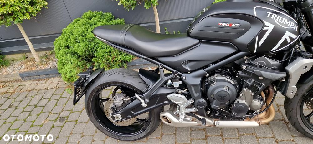 Triumph Trident - 19