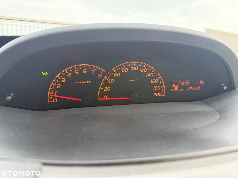 Toyota Yaris 1.0 Entry EU5 - 5