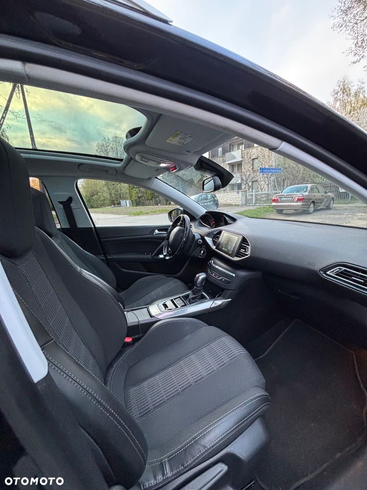Peugeot 308 BlueHDi 120 EAT6 Stop & Start Allure - 13
