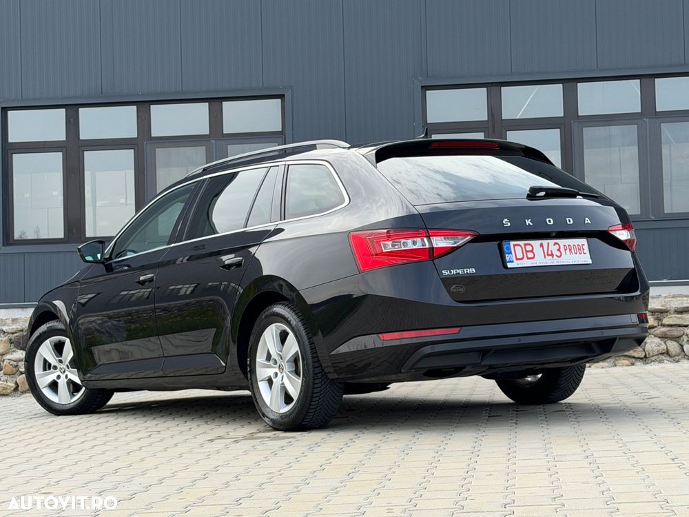 Skoda Superb 2.0 TDI DSG Active - 39
