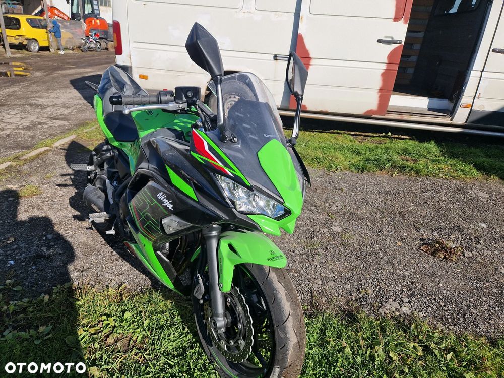 Kawasaki Ninja - 4