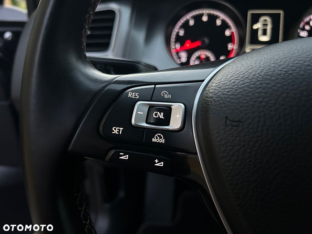 Volkswagen Golf 1.2 TSI BlueMotion Technology Lounge - 15