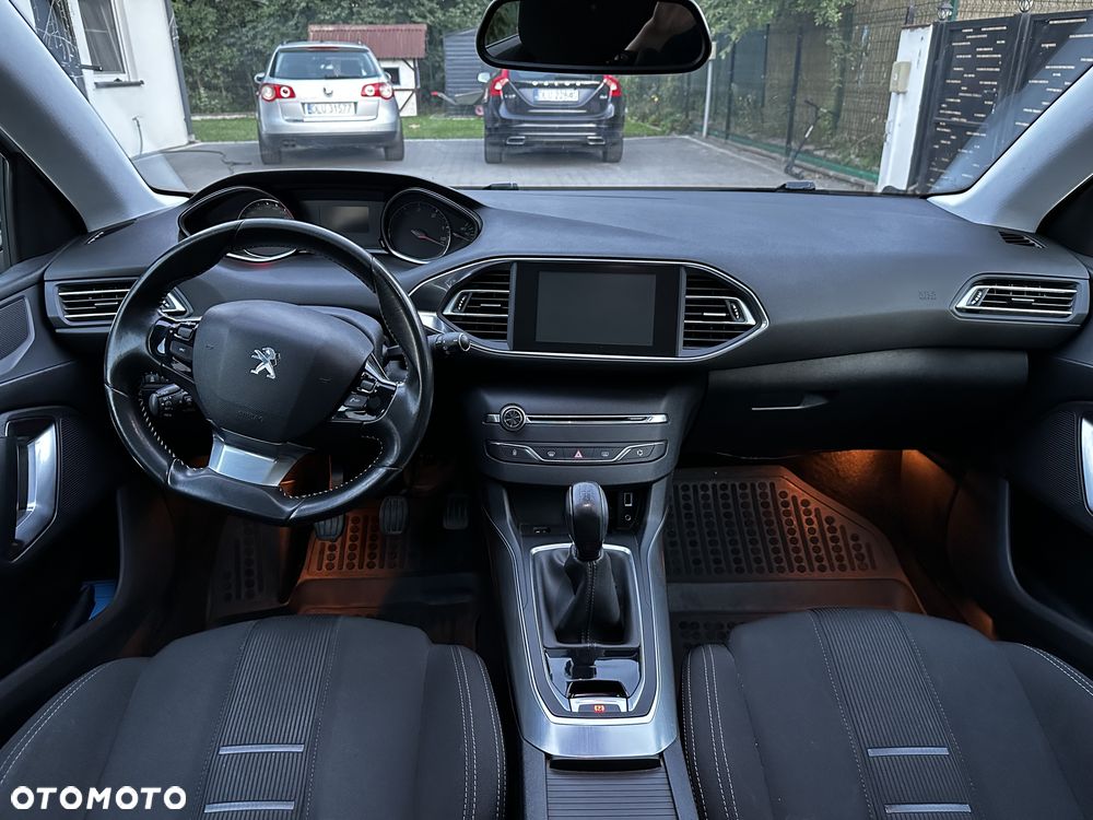 Peugeot 308 - 13