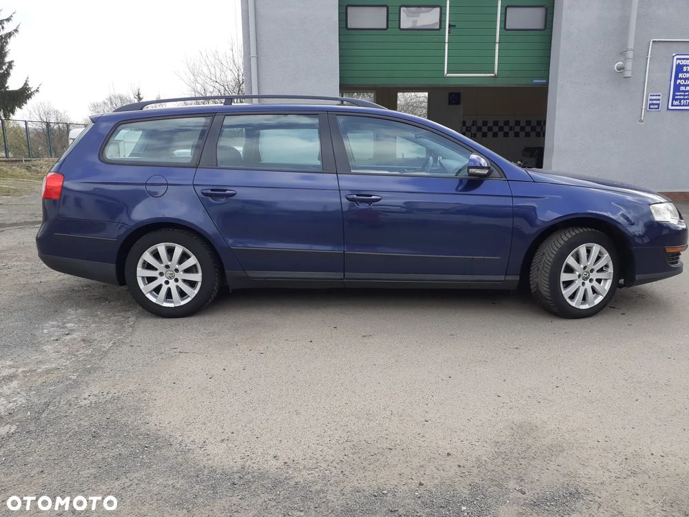 Volkswagen Passat 1.9 TDI Comfortline - 12