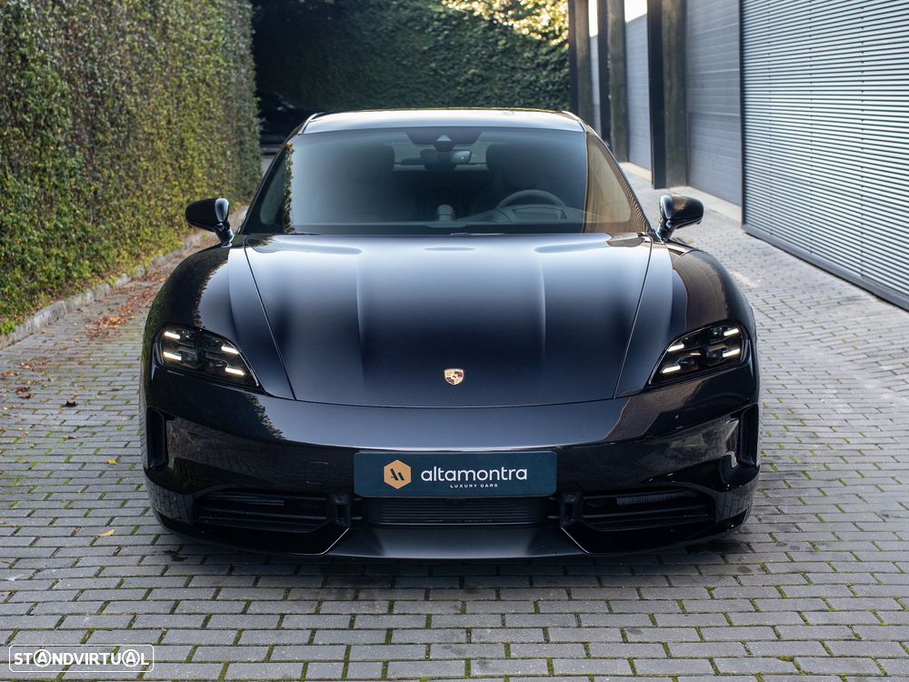 Porsche Taycan Sport Turismo GTS - 3
