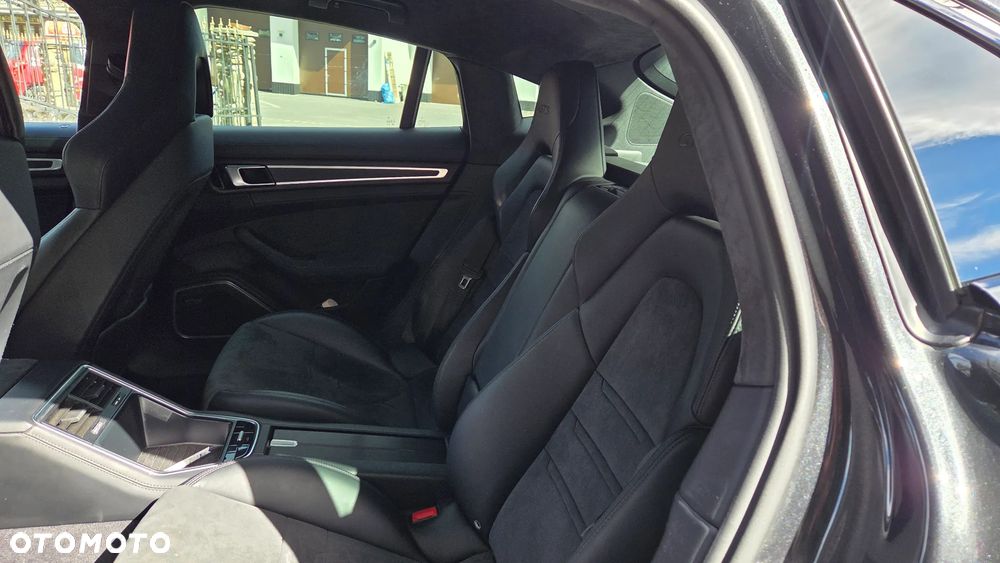 Porsche Panamera - 9