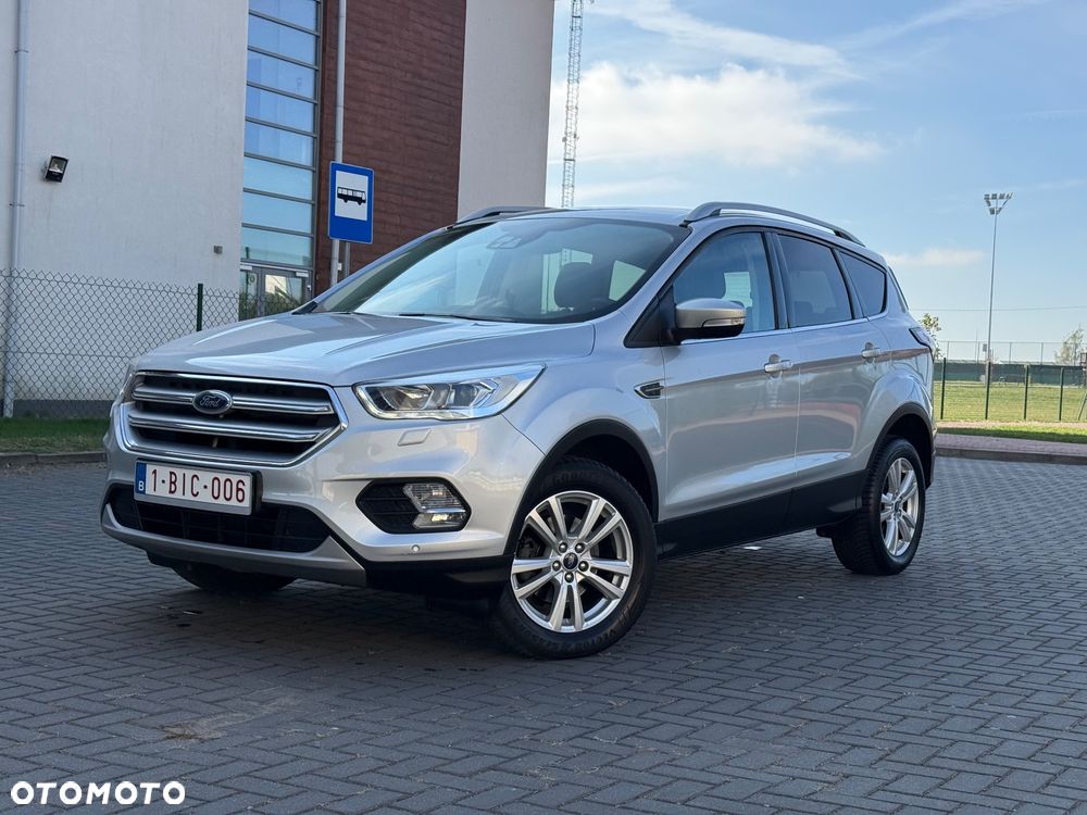 Ford Kuga - 27