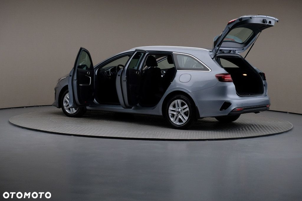 Kia Ceed - 7