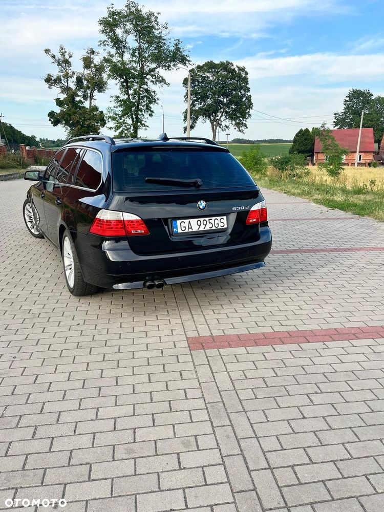 BMW Seria 5 530d Touring - 5