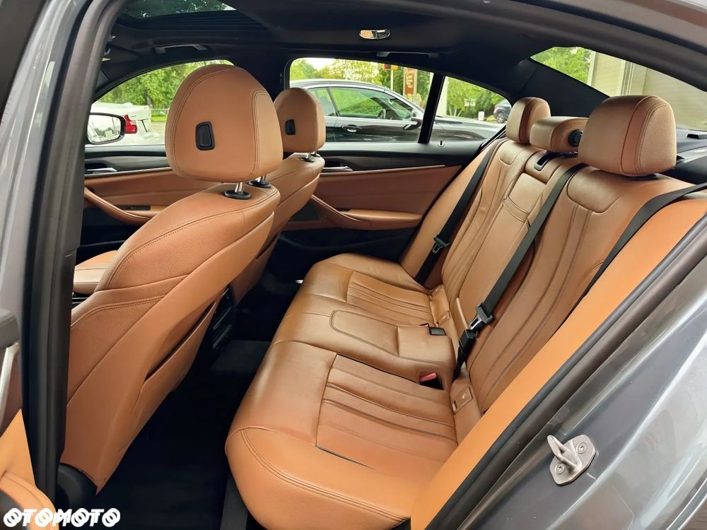 BMW Seria 5 540i xDrive M Sport sport - 10