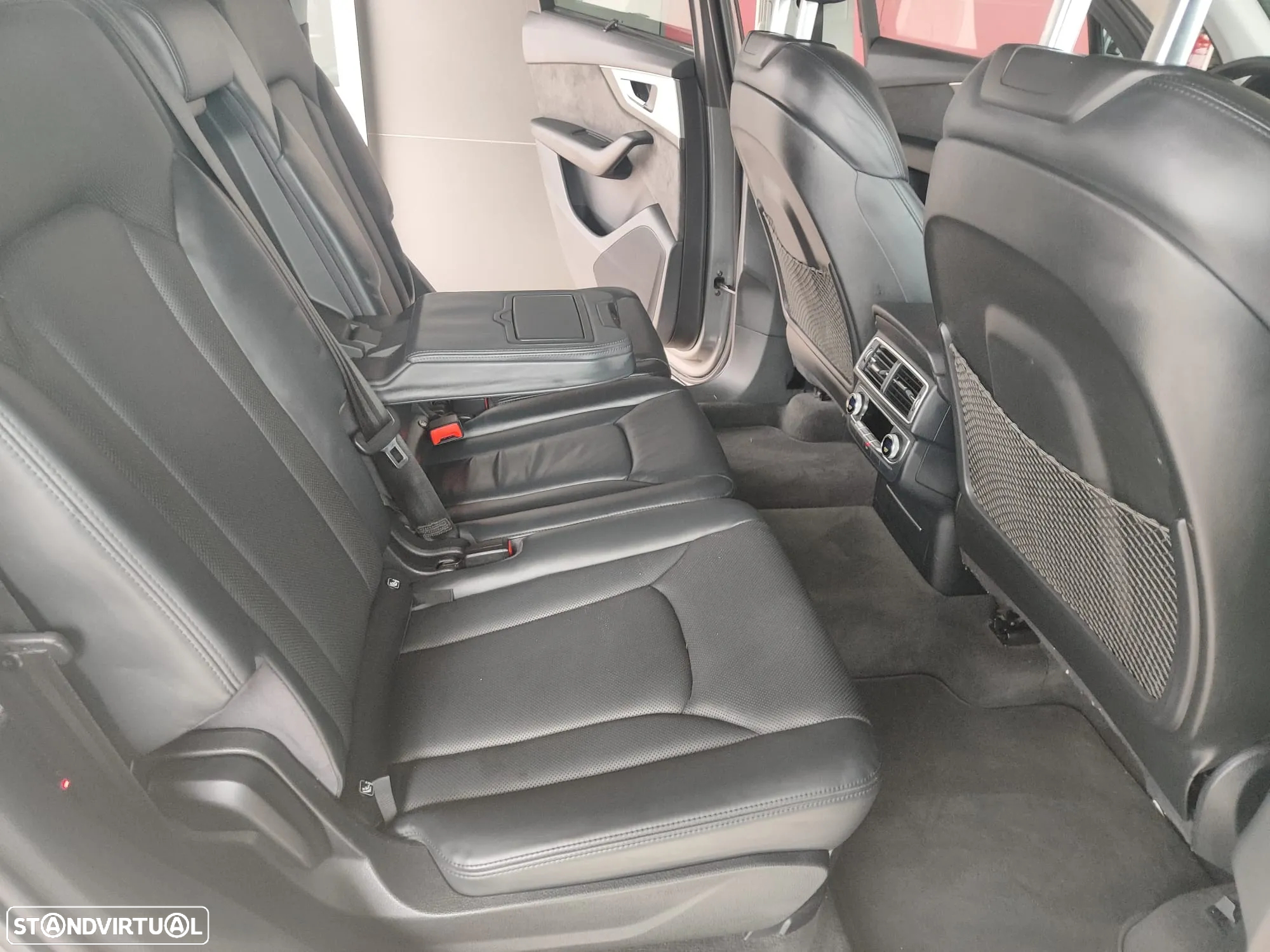 Audi Q7 3.0 TDI quattro S-line Tiptronic 7L - 16