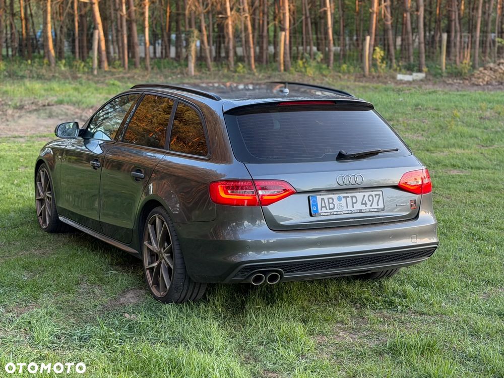 Audi A4 Avant 2.0 TDI DPF clean diesel quattro S tronic S line Sportpaket - 7
