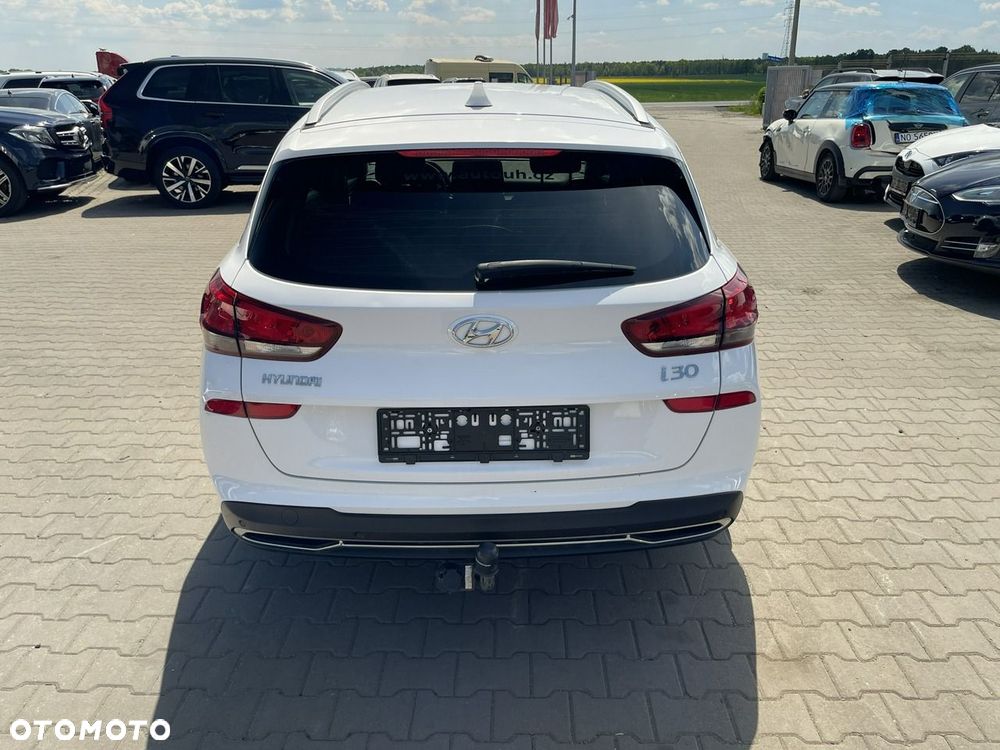 Hyundai i30 1.5 DPI Comfort - 2