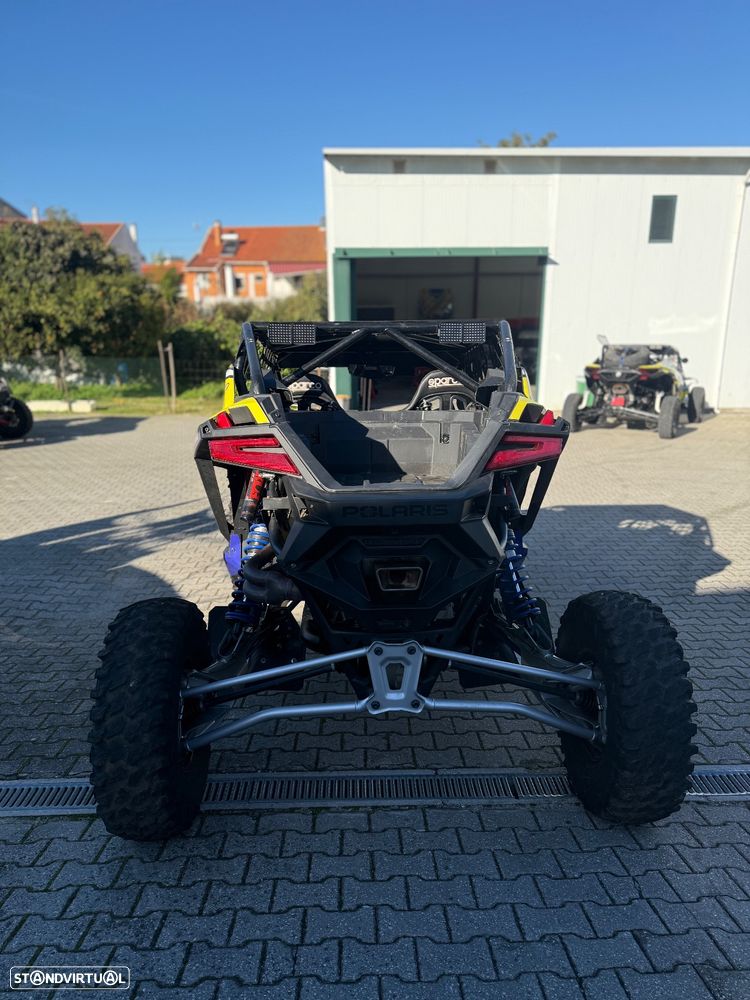 Polaris RZR Pro R - 4