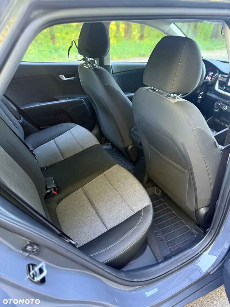 Kia Stonic 1.2 M - 37