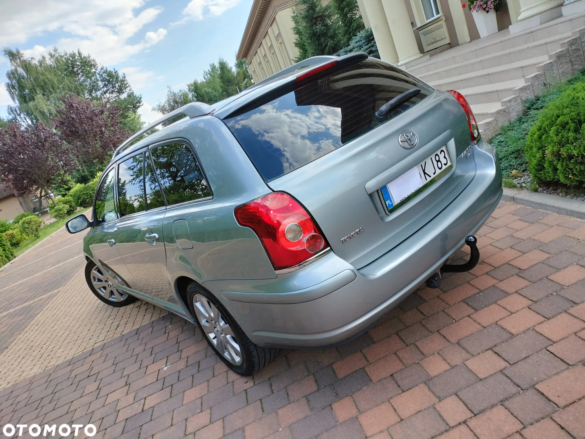 Toyota Avensis 2.0 D-4D Sol+NAVI - 21