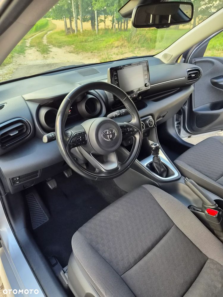 Toyota Yaris 1.5 Comfort - 13