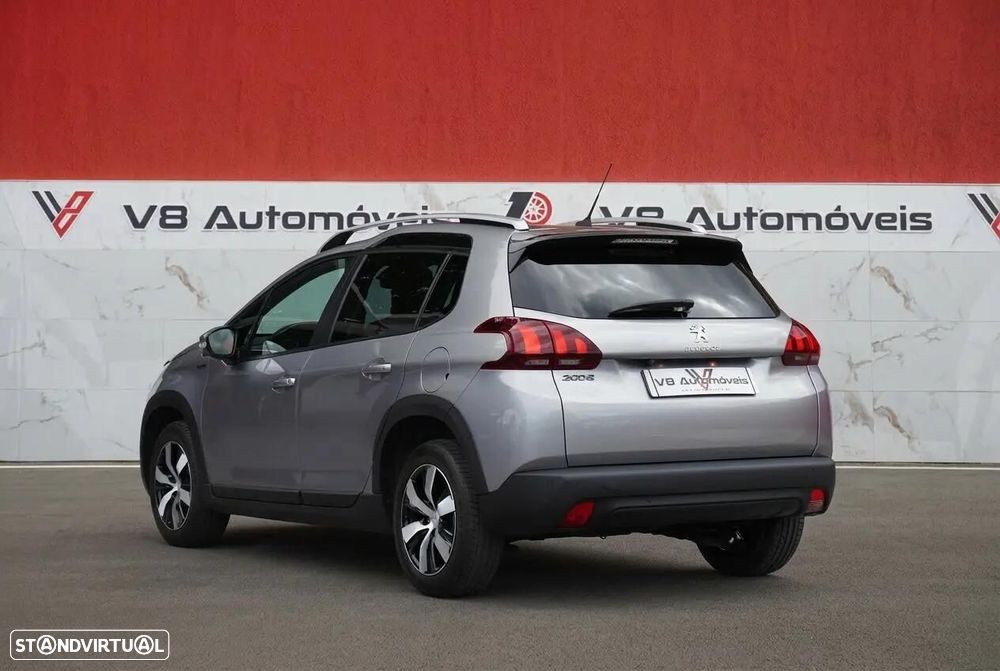 Peugeot 2008 1.5 BlueHDi Allure - 4
