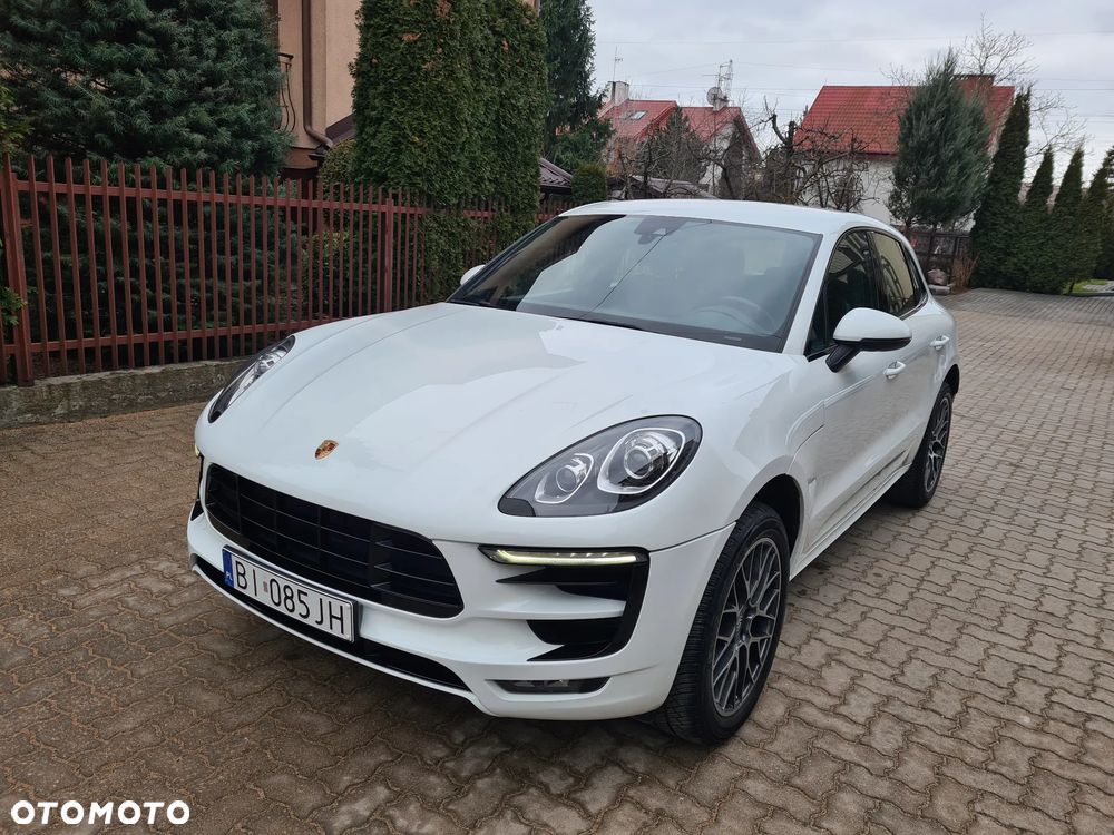 Porsche Macan Standard - 4