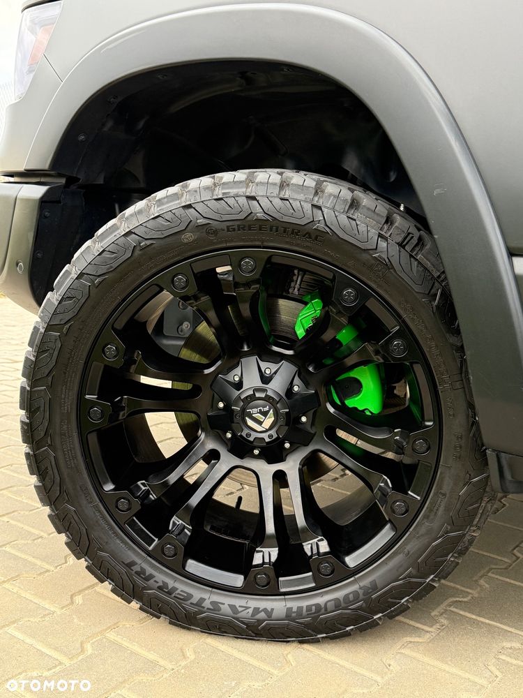 Dodge RAM 1500 5.7 4x4 - 4