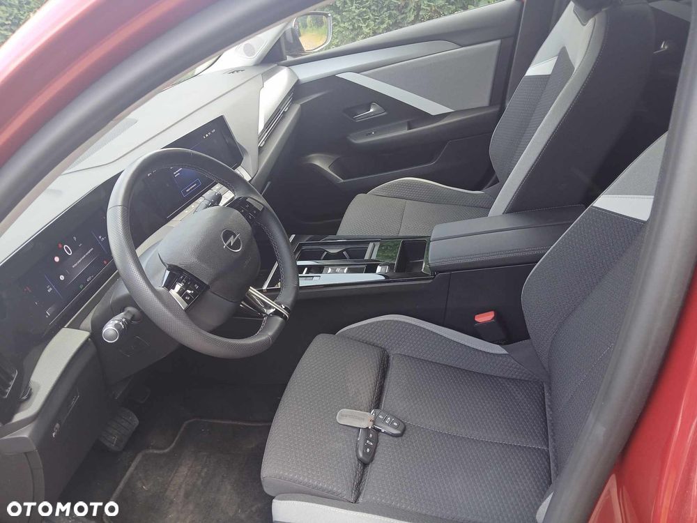 Opel Astra 1.5 D Automatik Business Elegance - 6