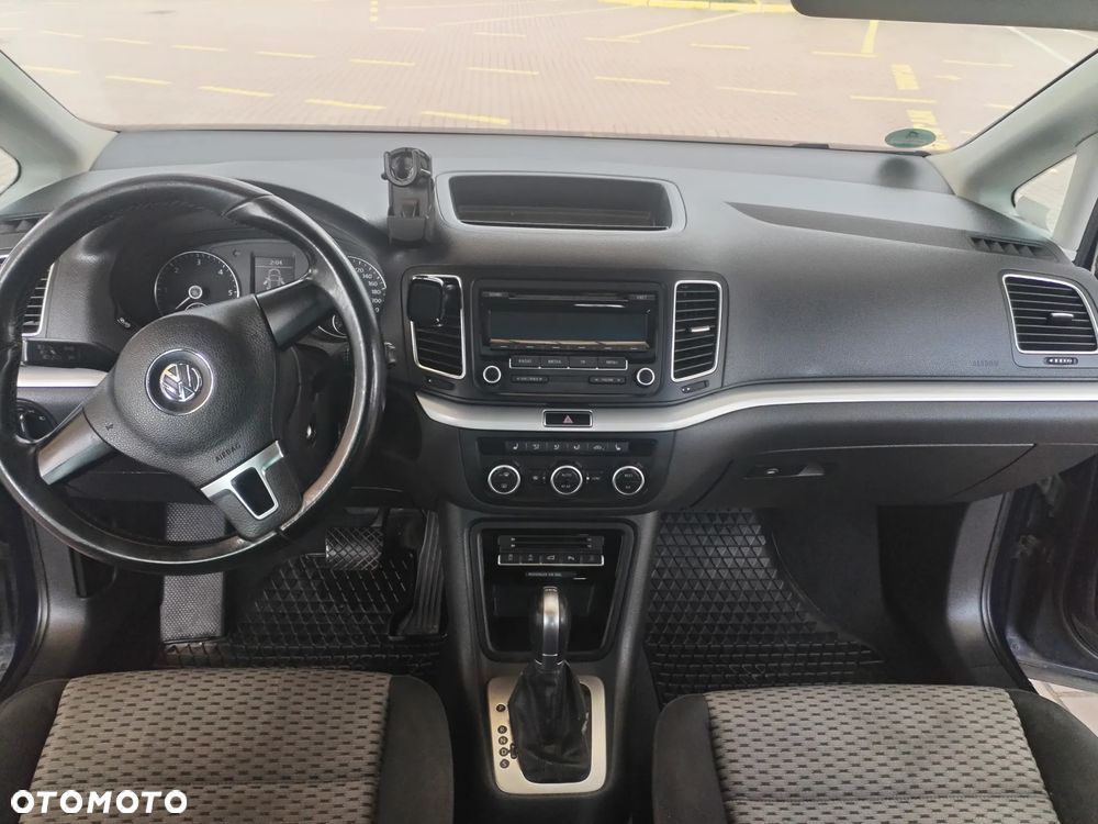 Volkswagen Sharan - 7