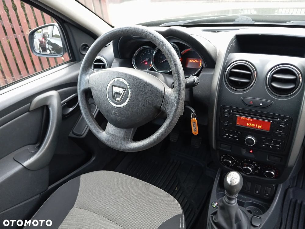 Dacia Duster 1.6 Laureate - 25